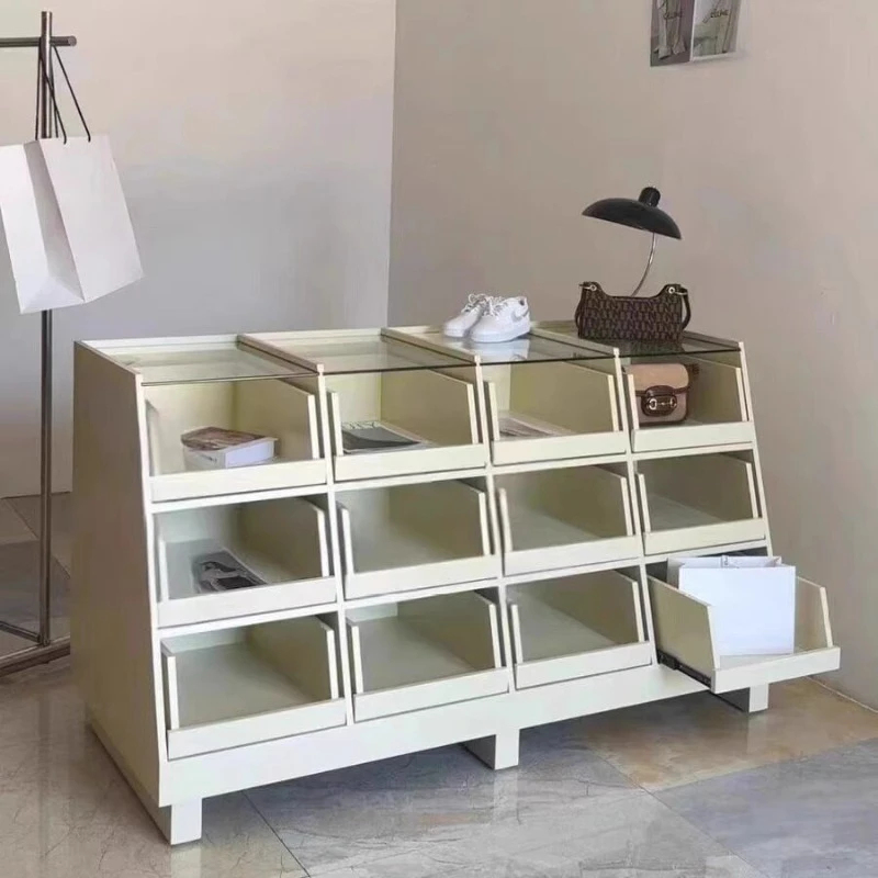 Loja de Roupas Infantis Nakaji - Furniture Hardware Stores avaliação e preço